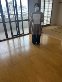 古い床がよみがえる、ツヤで変わる印象