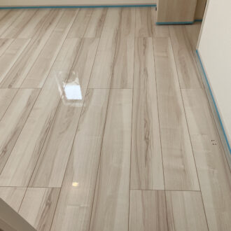 輝きが長続きする、美しい床に