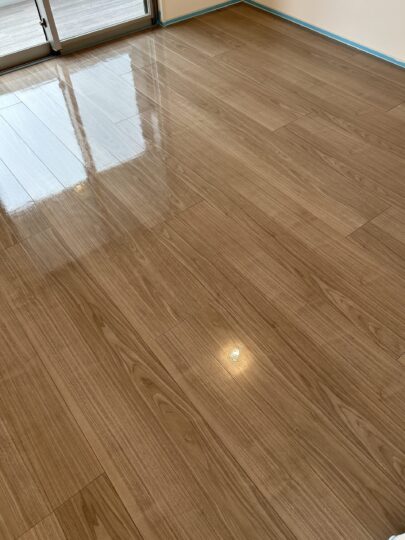 ツヤのおかげで部屋が一段と明るく見えます