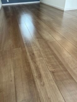 落ち着いたツヤが家の雰囲気にぴったり