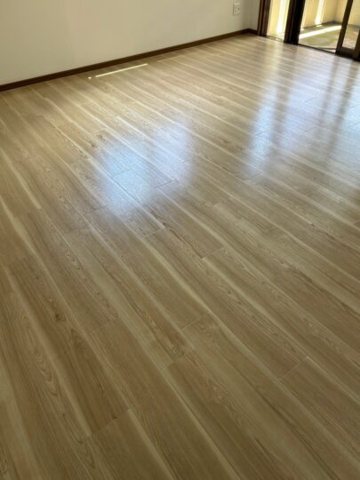 ツヤが控えめでちょうど良いです