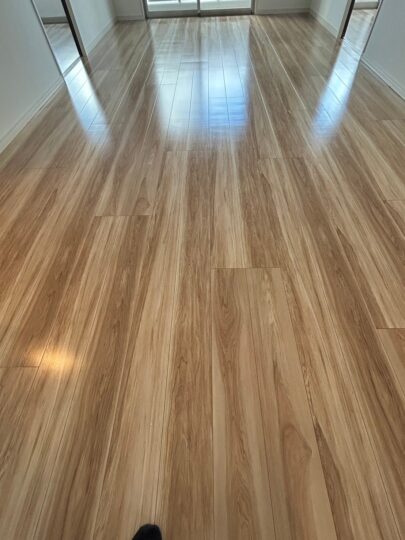 控えめなツヤ感が気に入りました