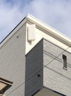兵庫県三木市の新築戸建てエコカラット施工リビング壁面施工事例