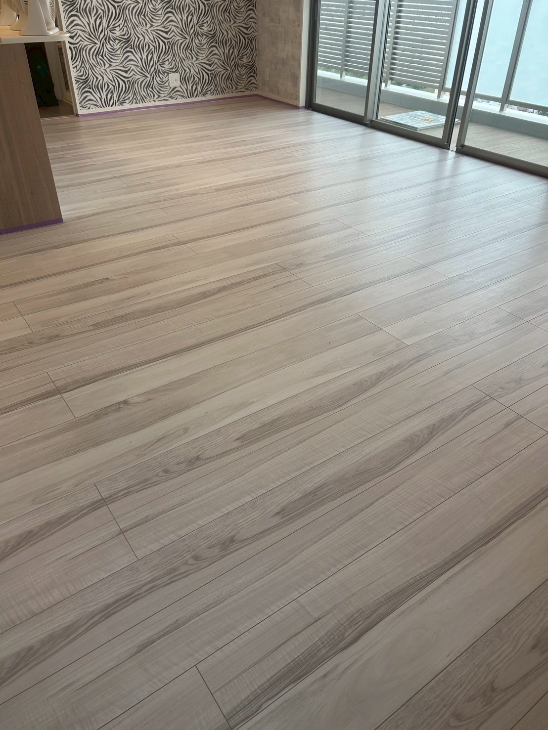 滋賀県大津市でセラミックフロアコーティングの施工前